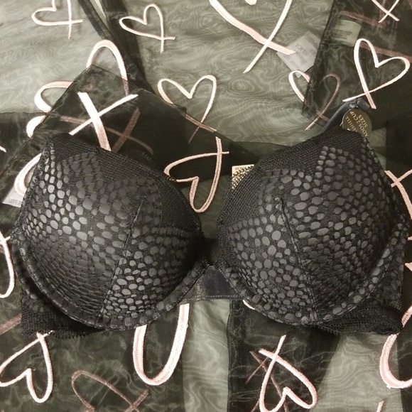 Victoria's Secret Other - NWT- Victoria's Bombshell Secret